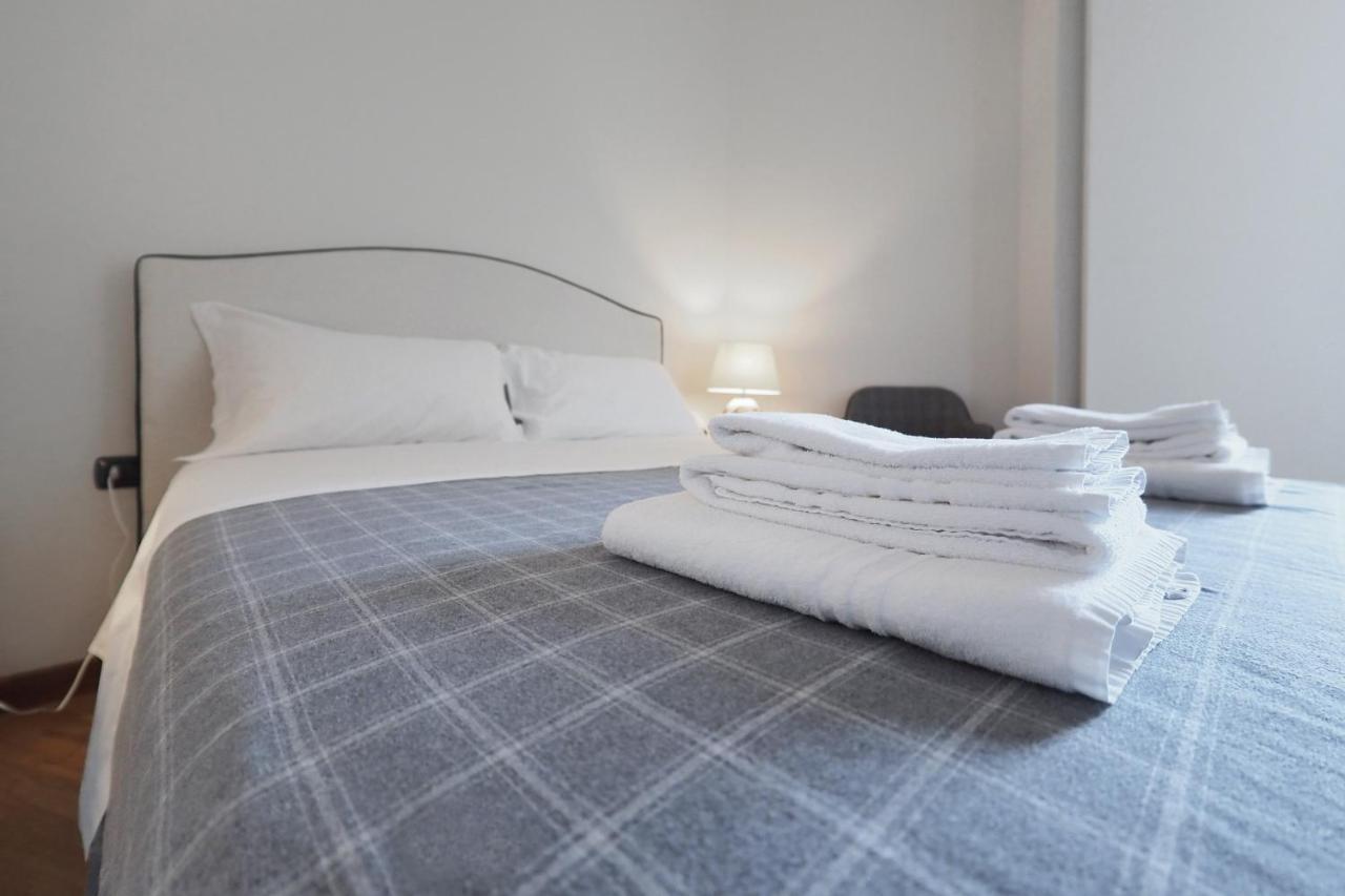 Duomo Luxury Apartment IV ミラノ エクステリア 写真